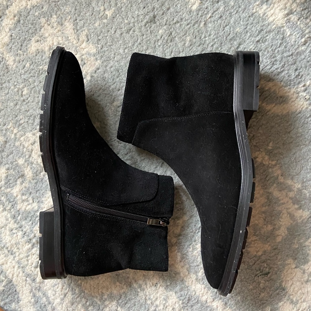 Via Spiga Suede Black Boots